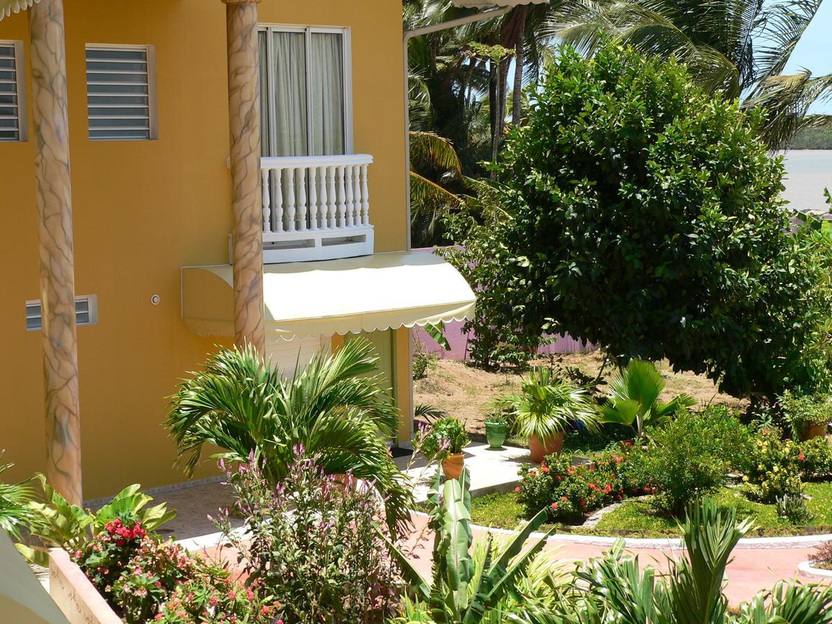 Appart' Hotel Montjoyeux Les Vagues Cayenne Exterior photo